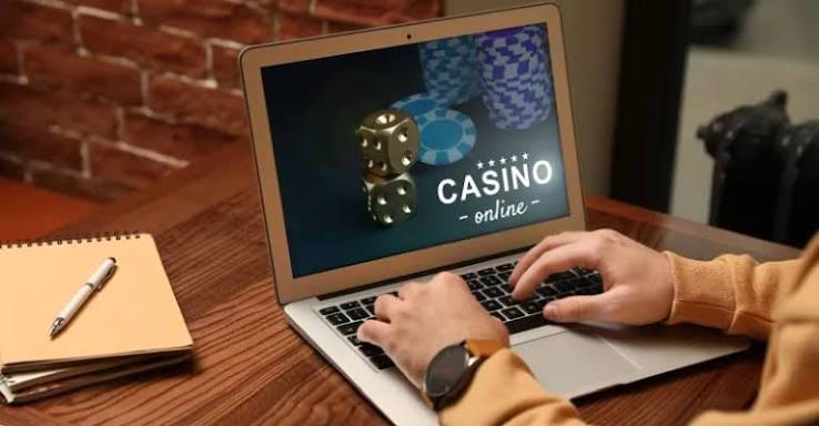 Online Καζίνο Μια Ξενάγηση στον Κόσμο των Παιγνίων